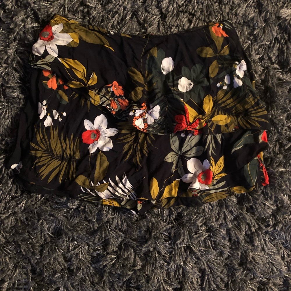 Women’s Zara shorts size small